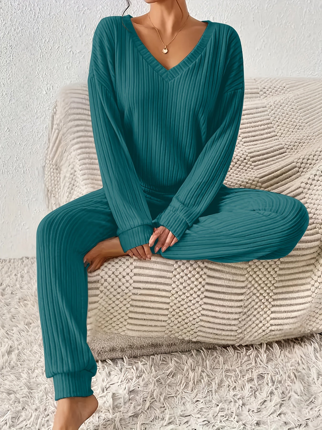 Dames Loungewear Set met V-Hals en Elastische Tailleband met ribbels – Tweedelig