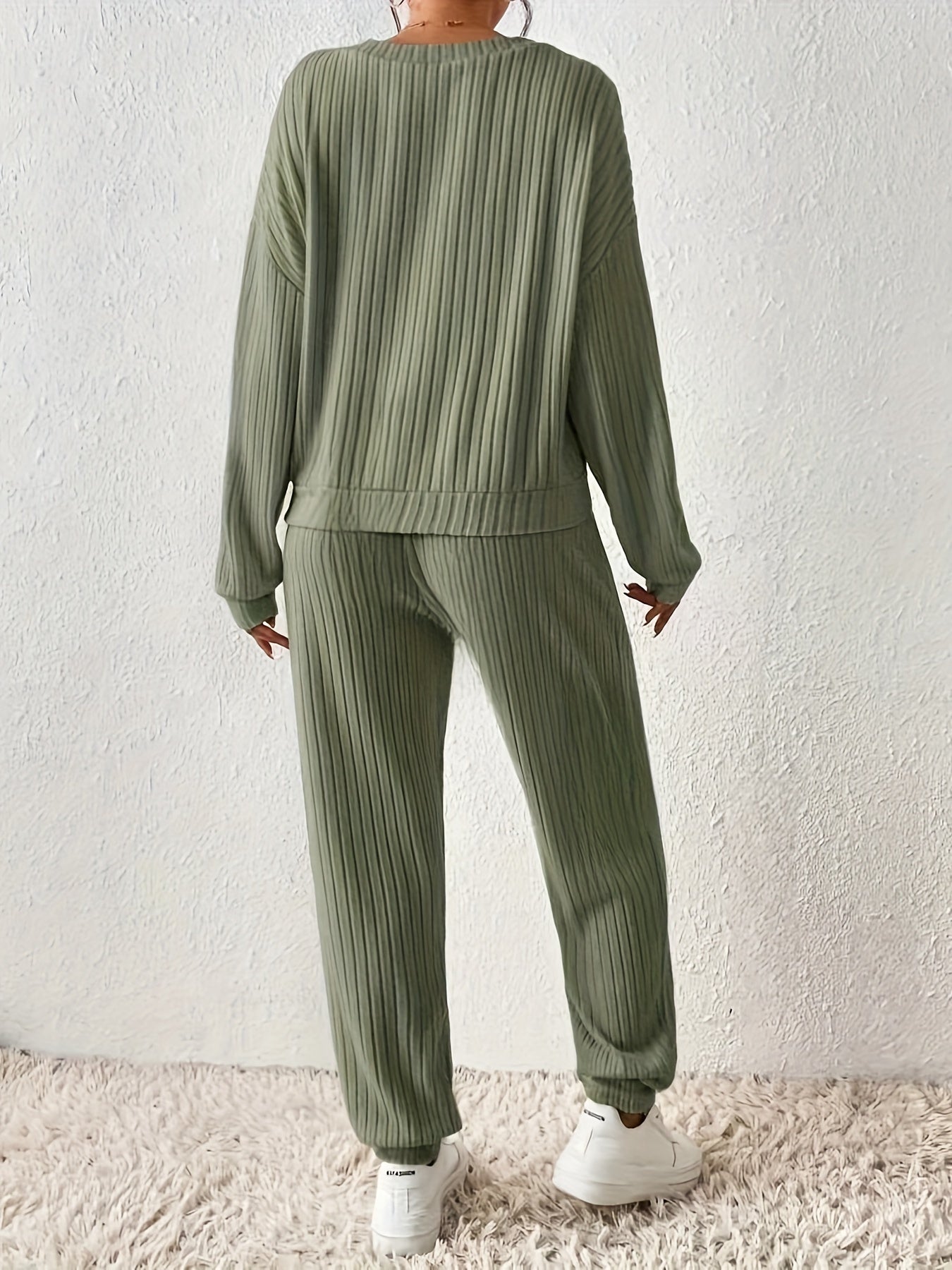 Dames Loungewear Set met V-Hals en Elastische Tailleband met ribbels – Tweedelig